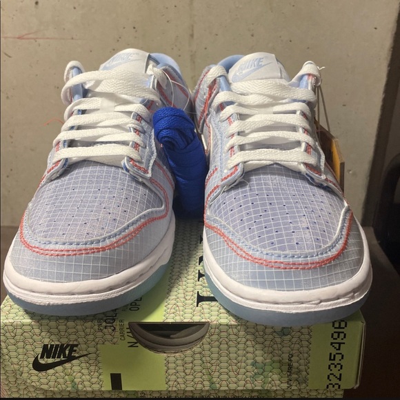 UN/LA NIKE DUNK LOW - Picture 1 of 10